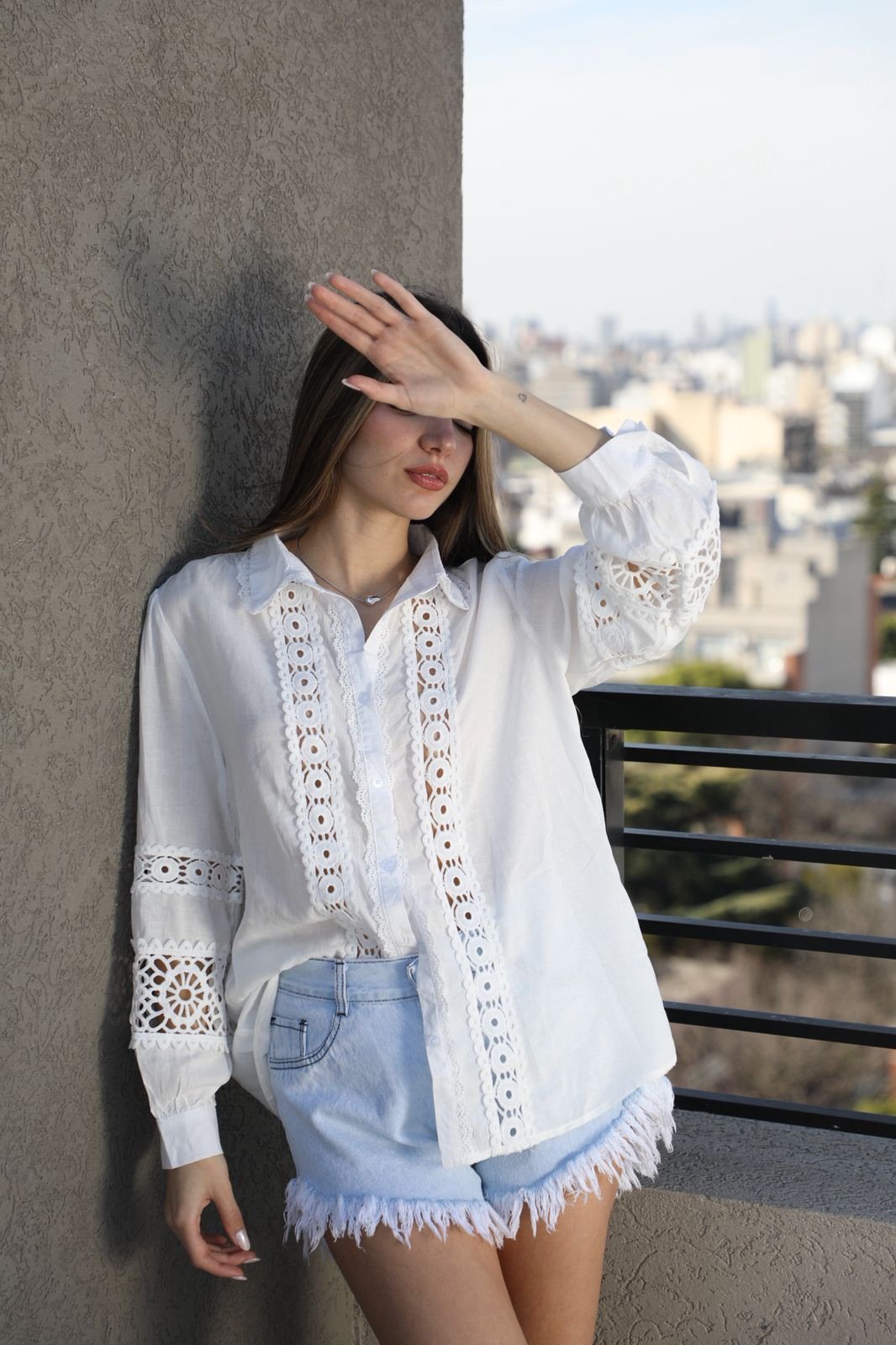 090dc7c9-99d3-4a86-a846-f31740103e1d Art. 0103 - CAMISA BRODERIE - Imagen 1