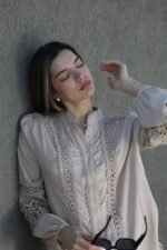 ART. 0103 - CAMISA BRODERIE